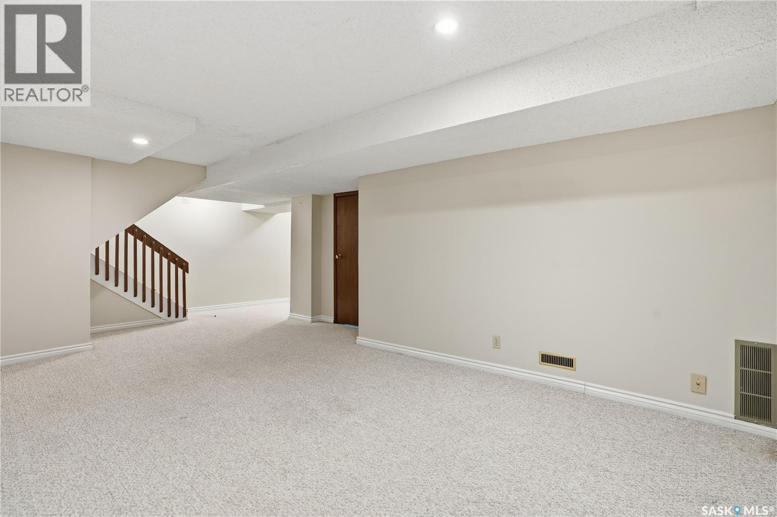 19 Martin Crescent, Regina, Saskatchewan  S4S 6L6 - Photo 38 - SK027304