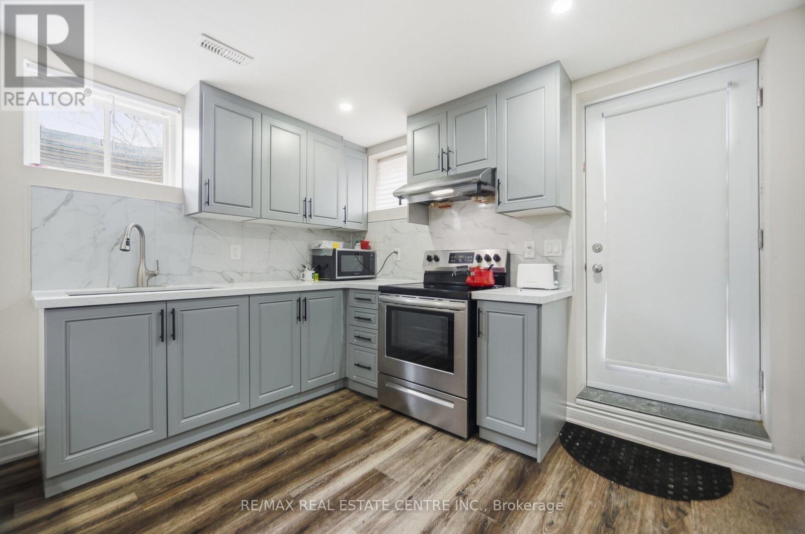 700 Gervais Terrace, Milton, Ontario  L9T 7R9 - Photo 39 - W12723948