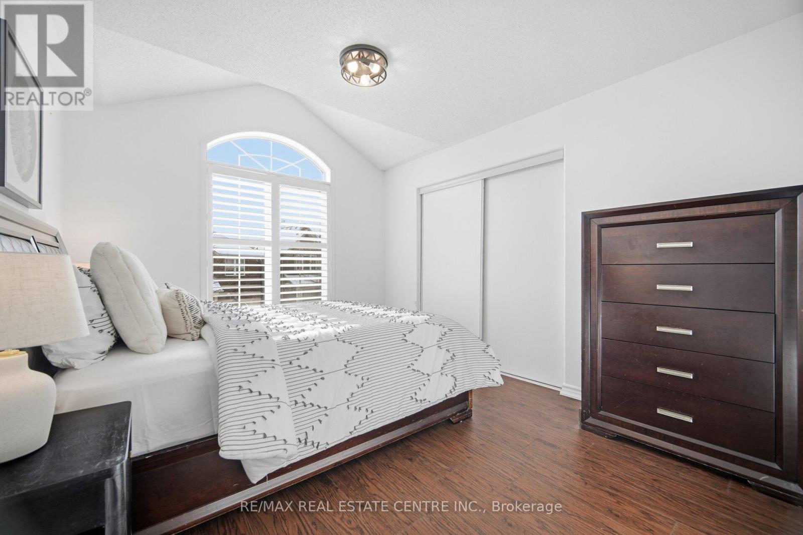 700 Gervais Terrace, Milton, Ontario  L9T 7R9 - Photo 34 - W12723948