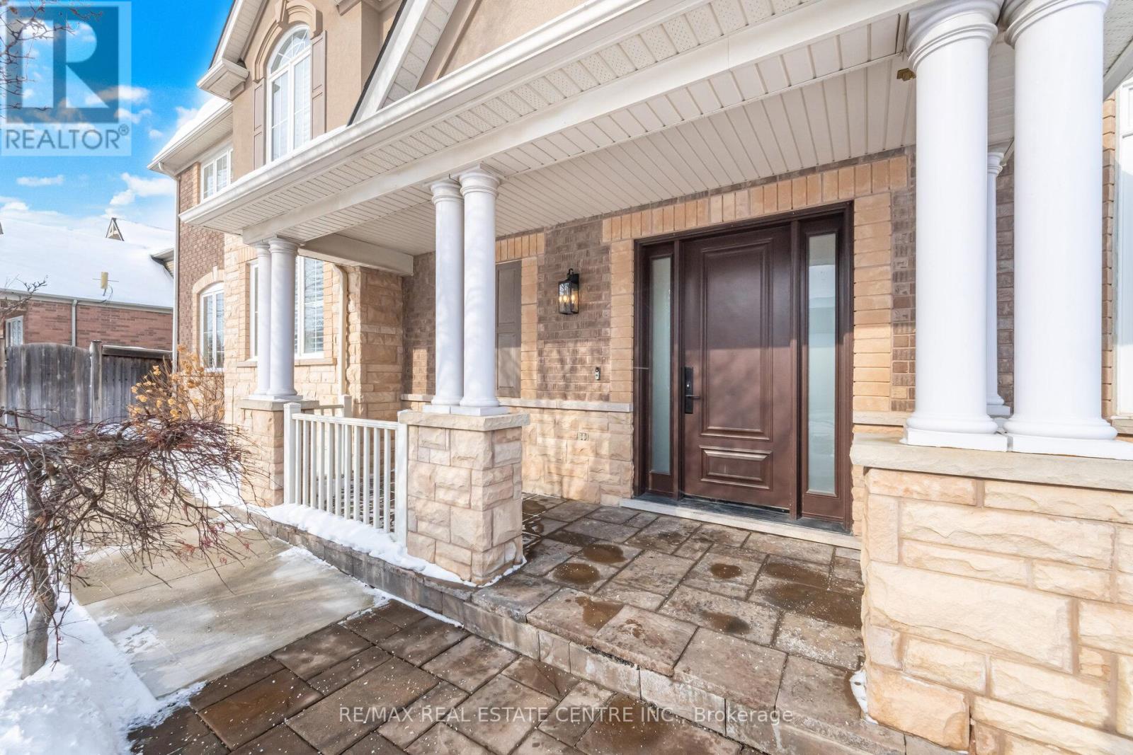 700 Gervais Terrace, Milton, Ontario  L9T 7R9 - Photo 5 - W12723948