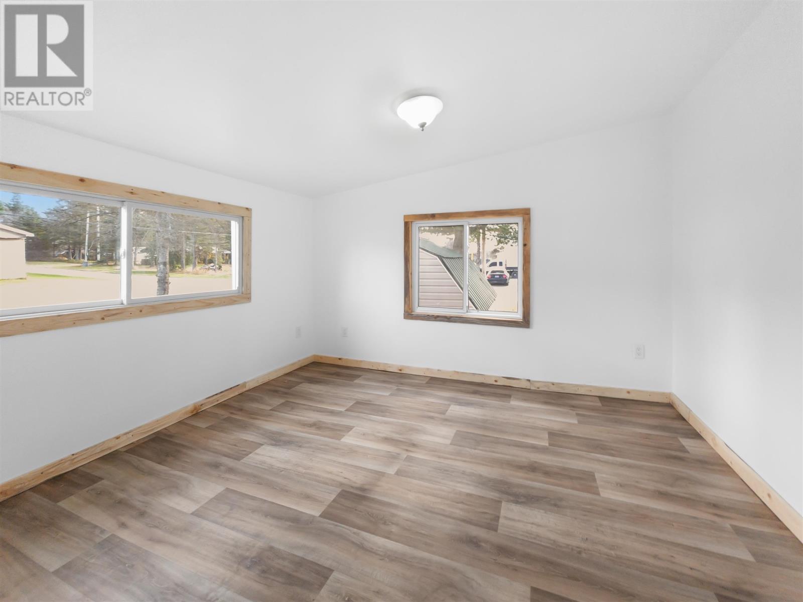 1 Cedar Ct, Heyden, Ontario P6A 5K7 - Photo 20 - SM253232