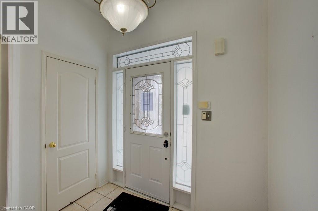 8 Waterdale Road, Brampton, Ontario  L7A 1S7 - Photo 6 - 40800519