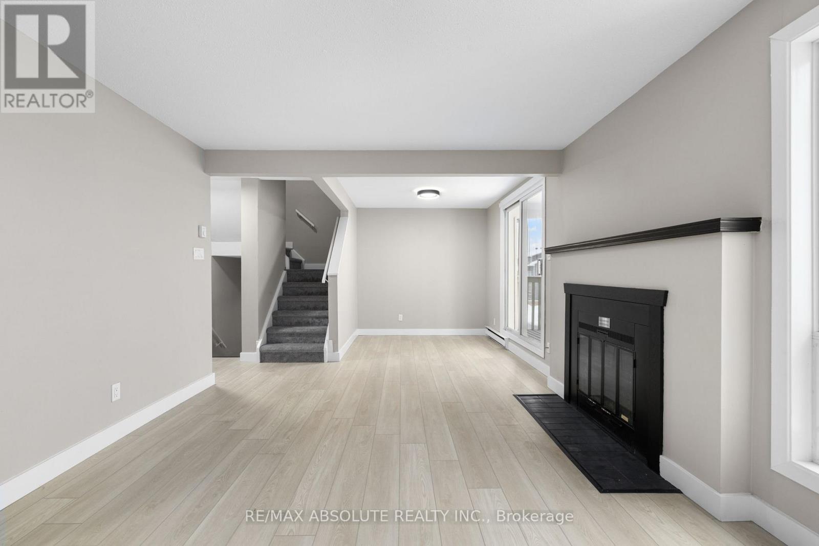 73b - 750 St. Andre Drive, Ottawa, Ontario  K1C 4R8 - Photo 11 - X12724026