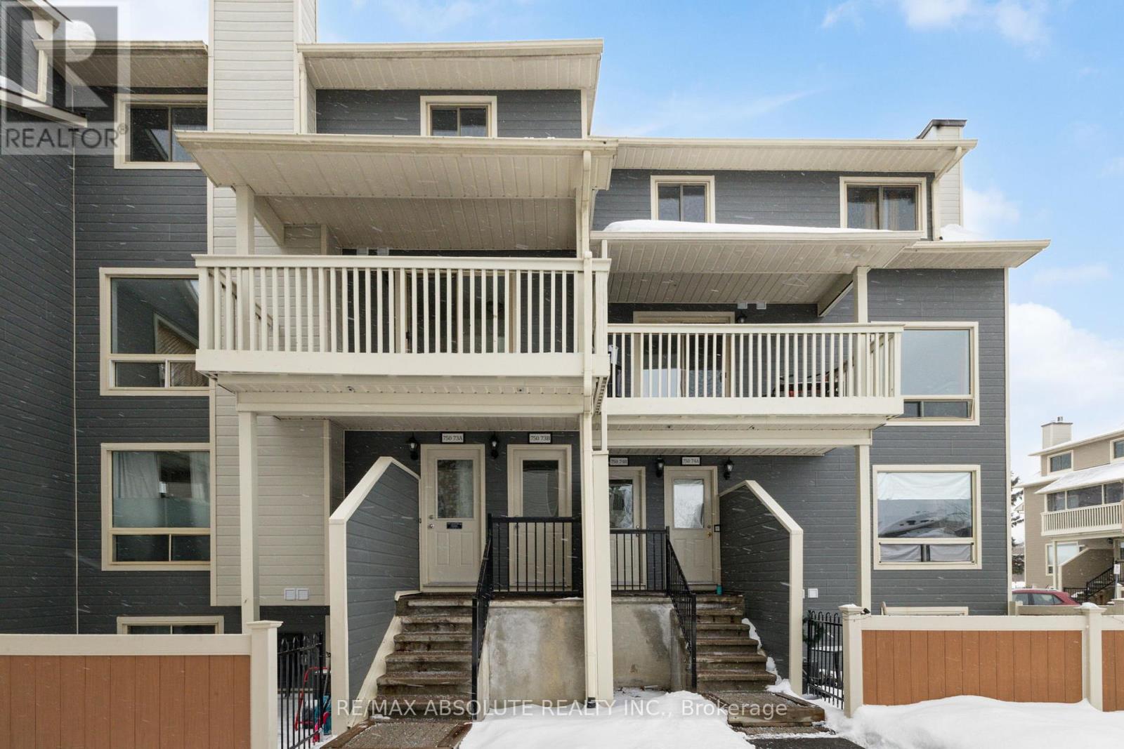 73b - 750 St. Andre Drive, Ottawa, Ontario  K1C 4R8 - Photo 2 - X12724026