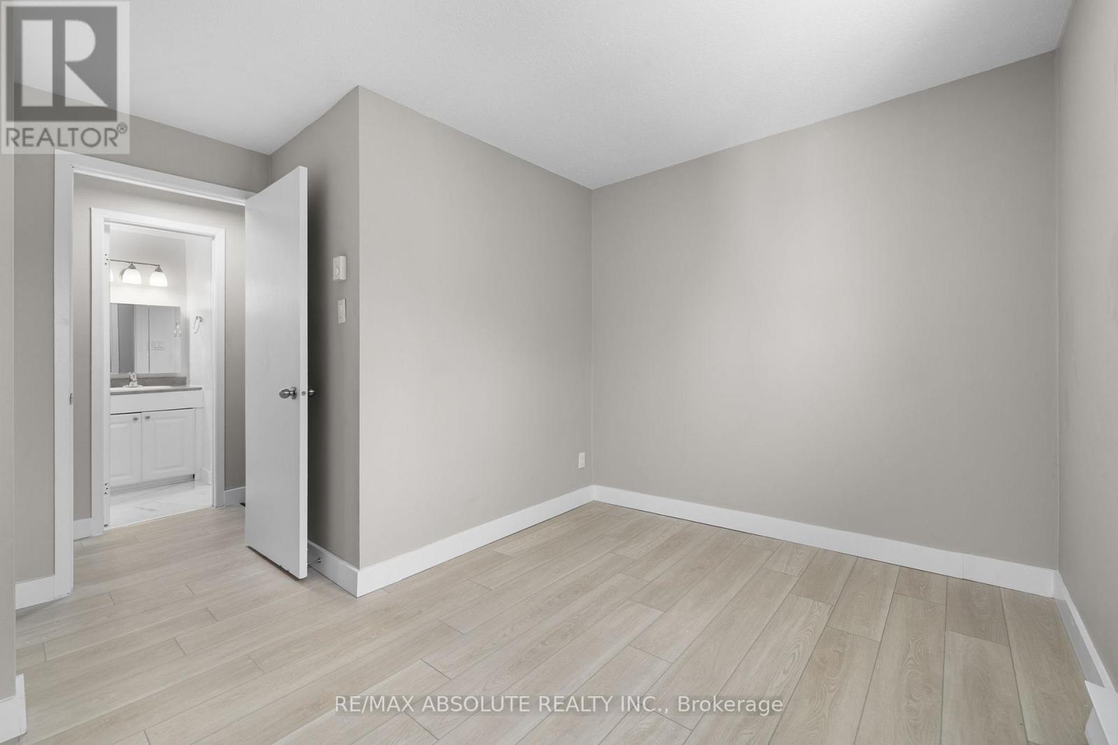 73b - 750 St. Andre Drive, Ottawa, Ontario  K1C 4R8 - Photo 29 - X12724026