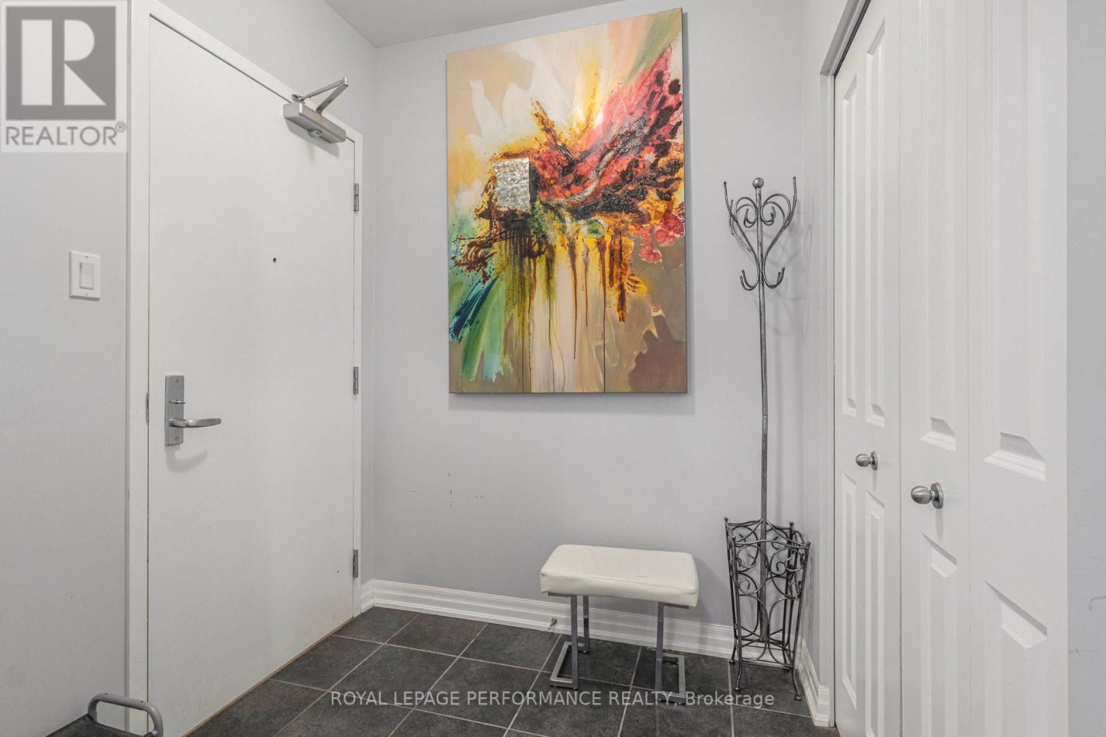 1204 - 90 Landry Street, Ottawa, Ontario  K1L 0A9 - Photo 18 - X12724190