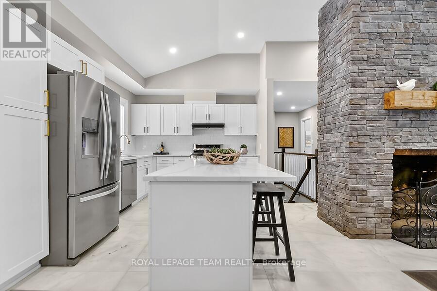 6636 Marina Drive, Ottawa, Ontario  K4M 1B3 - Photo 16 - X12724210