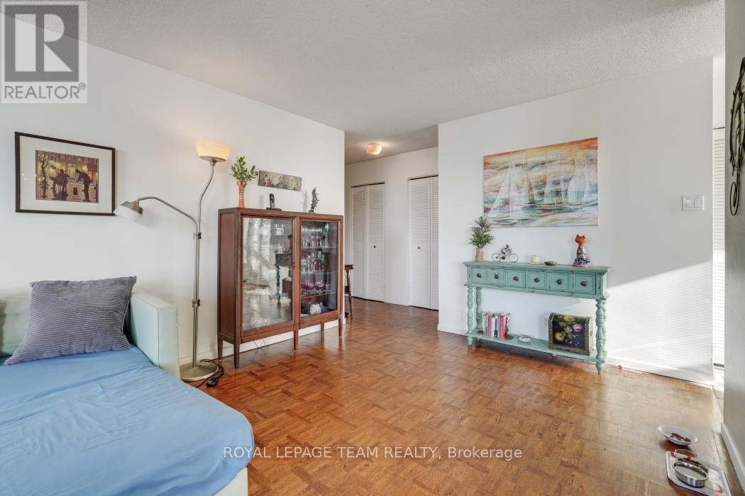 1004 - 40 Arthur Street E, Ottawa, Ontario  K1R 7T5 - Photo 18 - X12724214