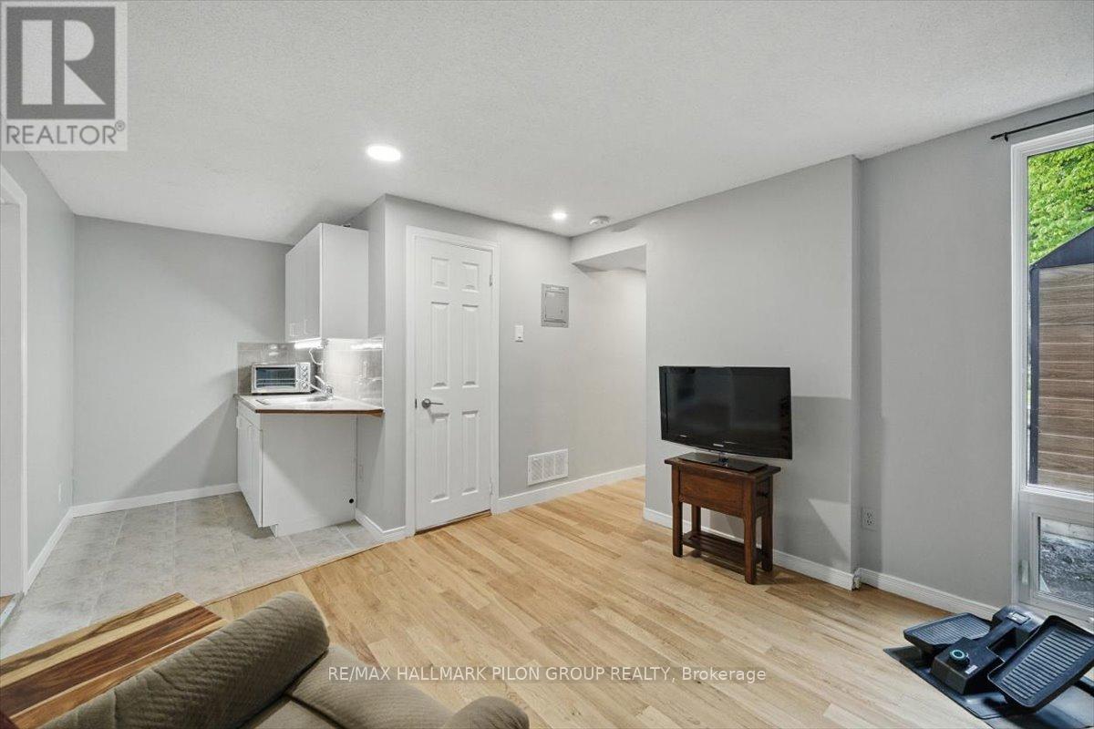 84 Eastpark Drive, Ottawa, Ontario  K1B 4A4 - Photo 20 - X12724248