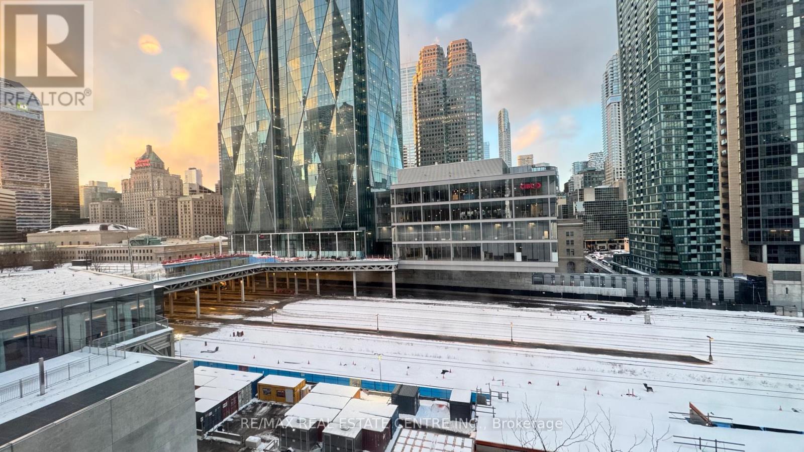 1004 - 18 Yonge Street, Toronto, Ontario  M5E 1Z8 - Photo 11 - C12721722