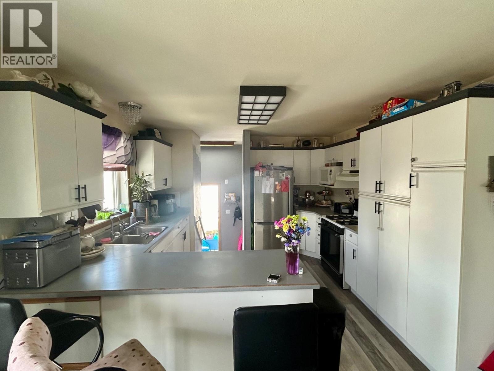 5219 49 Street, Fort Nelson, British Columbia  V0C 1R0 - Photo 6 - R3082329