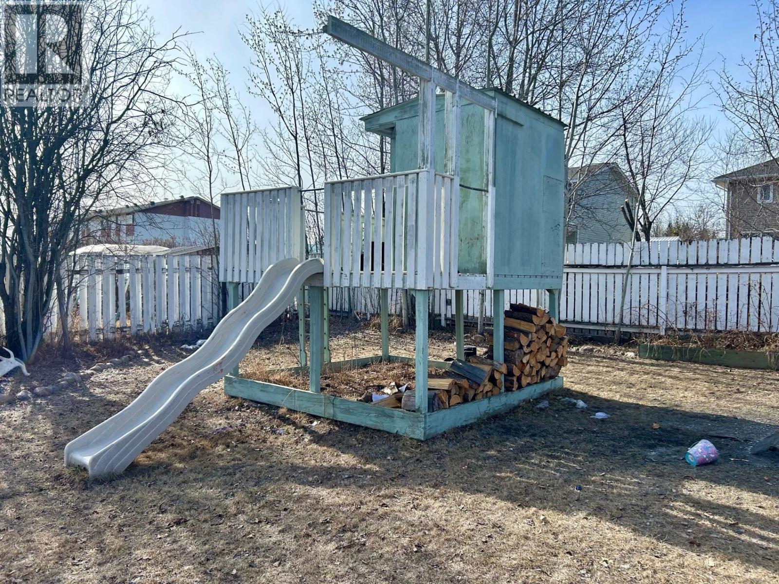 5219 49 Street, Fort Nelson, British Columbia  V0C 1R0 - Photo 24 - R3082329