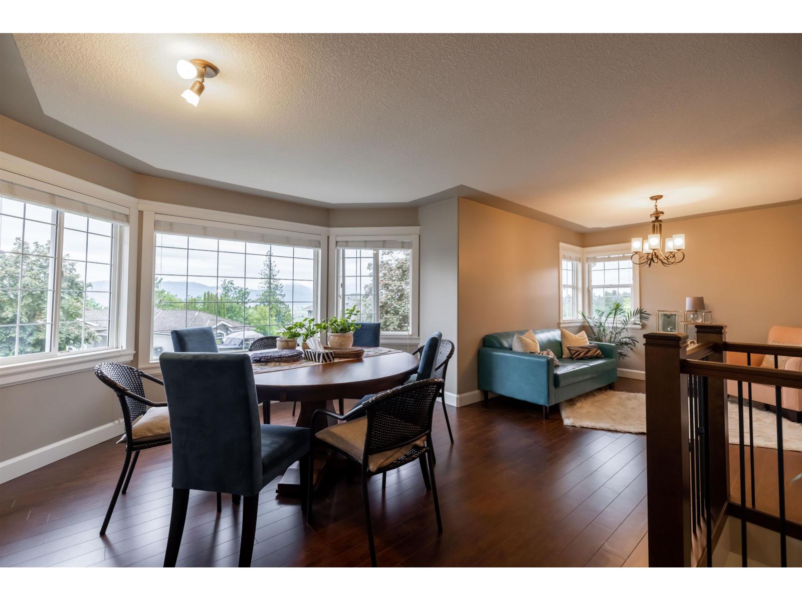 36381 Sandringham Drive, Abbotsford, British Columbia  V3G 2M4 - Photo 5 - R3081974