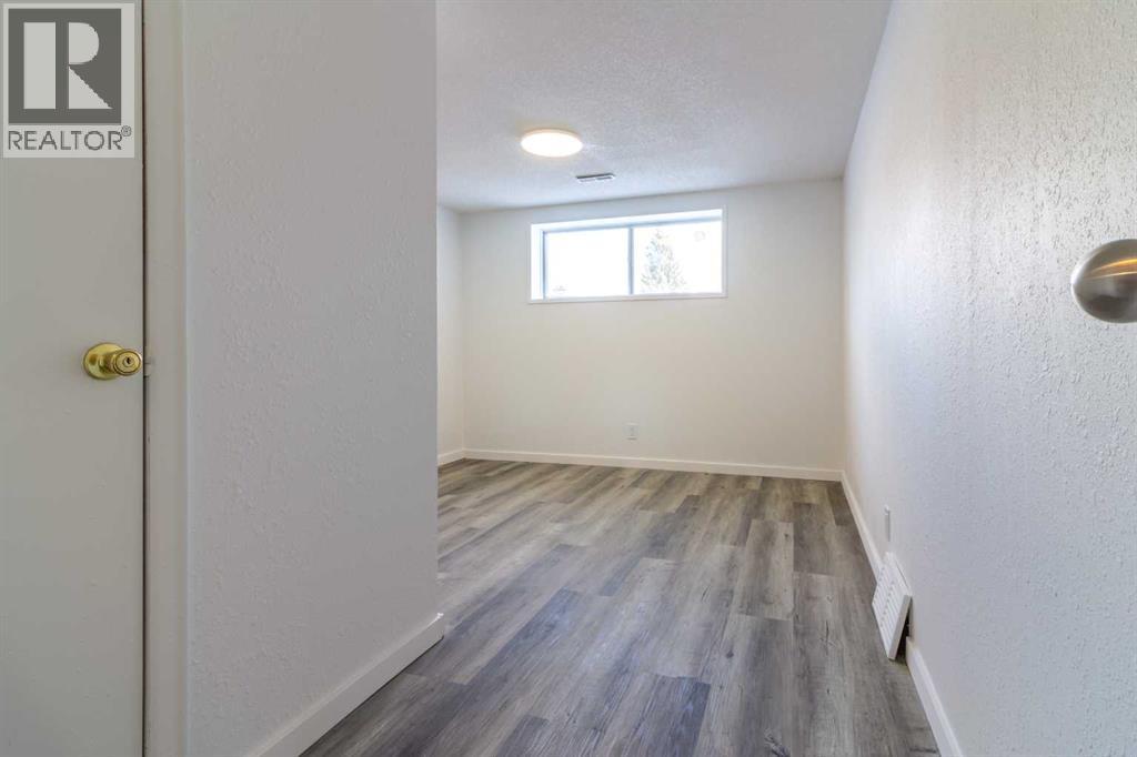 74 Carleton Place W, Lethbridge, Alberta  T1K 3X6 - Photo 13 - A2274237