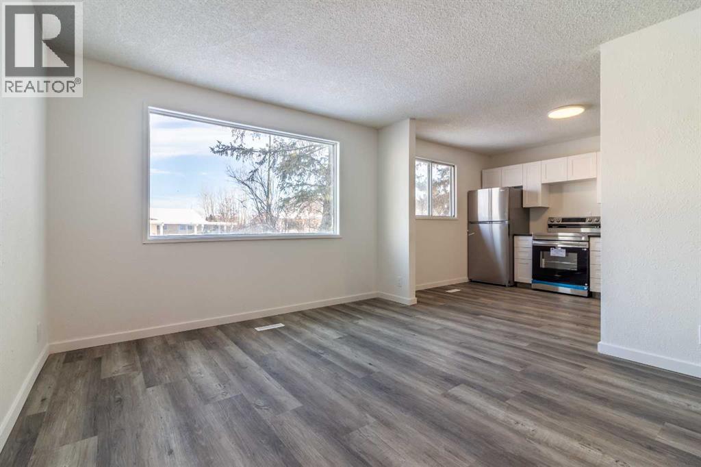 74 Carleton Place W, Lethbridge, Alberta  T1K 3X6 - Photo 5 - A2274237