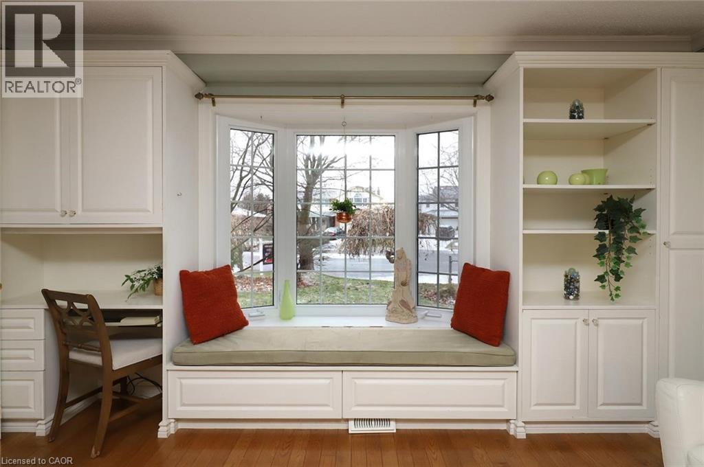 4 Cindy Court, Grimsby, Ontario  L3M 4N9 - Photo 7 - 40793320