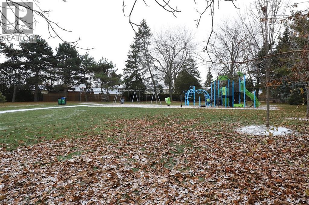 4 Cindy Court, Grimsby, Ontario  L3M 4N9 - Photo 49 - 40793320