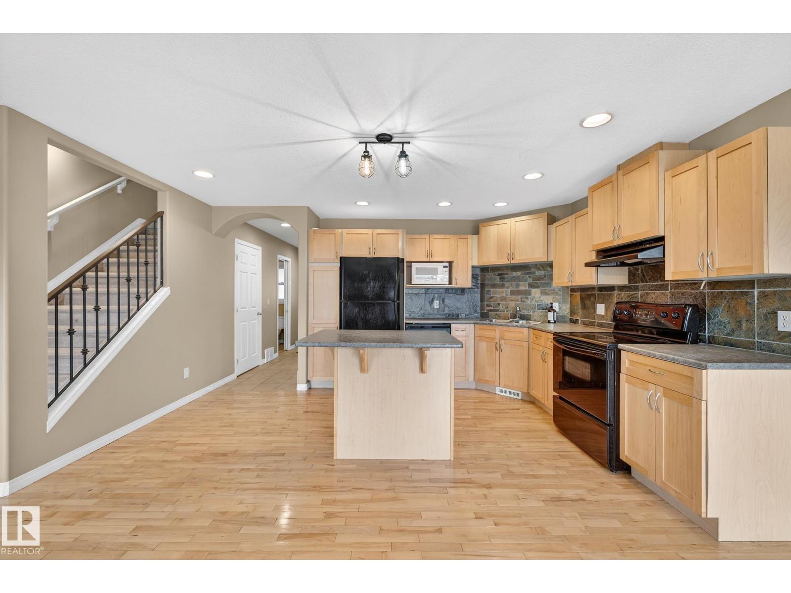 9503 99 St, Morinville, Alberta  T8R 1T7 - Photo 5 - E4470866