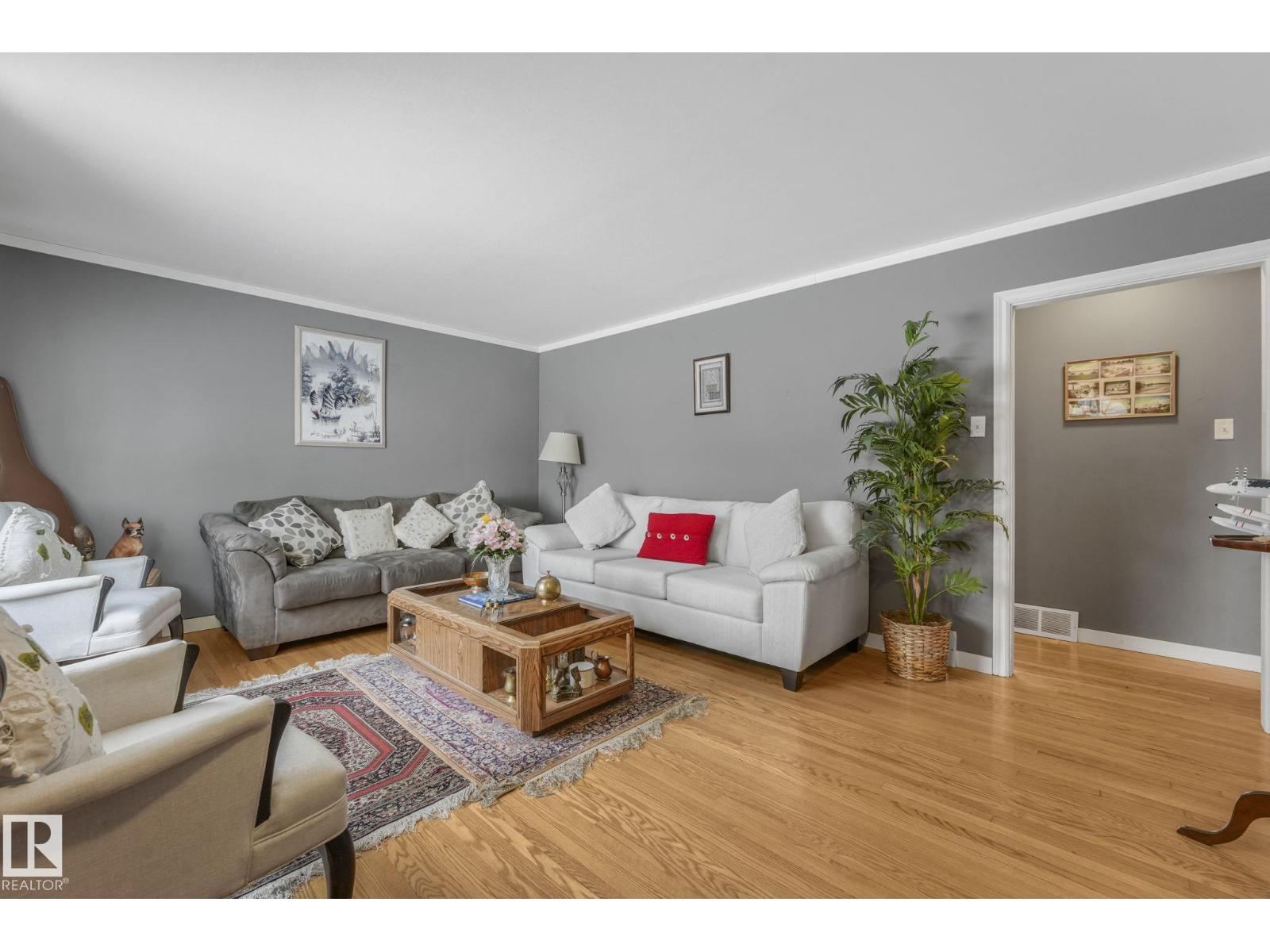 12032 55 St Nw Nw, Edmonton, Alberta T5W 2R2 - Photo 5 - E4470867