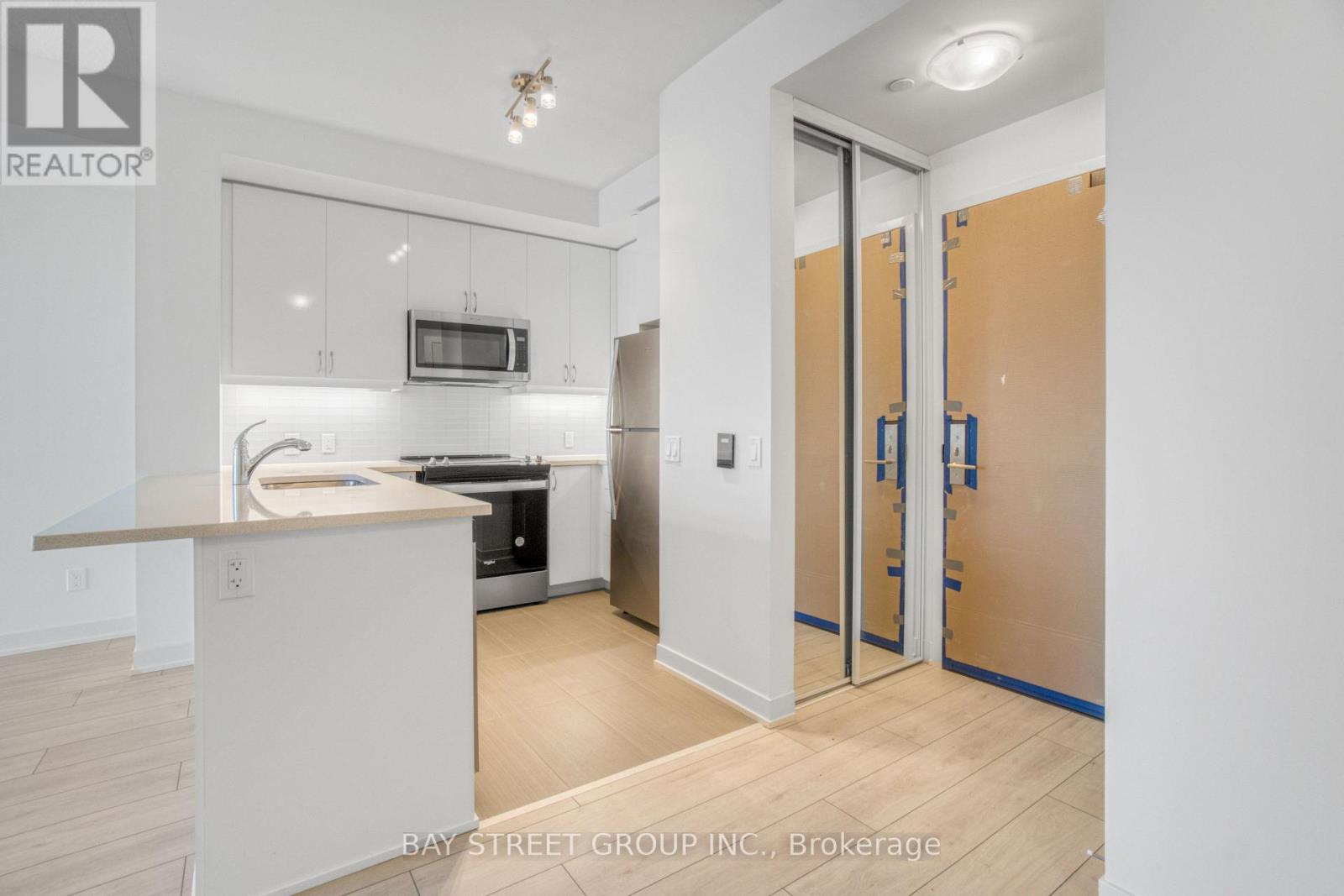 3111 - 4955 Yonge Street, Toronto, Ontario  M2N 0L8 - Photo 9 - C12724002