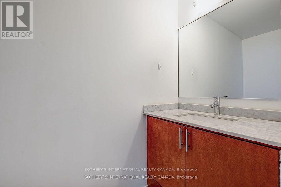 715 - 260 Sackville Street, Toronto, Ontario  M5A 0B3 - Photo 9 - C12724024