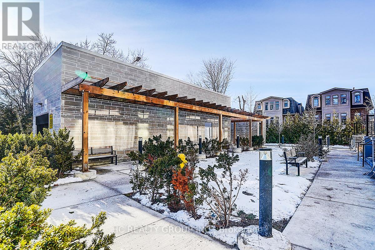 31 - 57 Finch Avenue W, Toronto, Ontario  M2N 0K9 - Photo 2 - C12724048