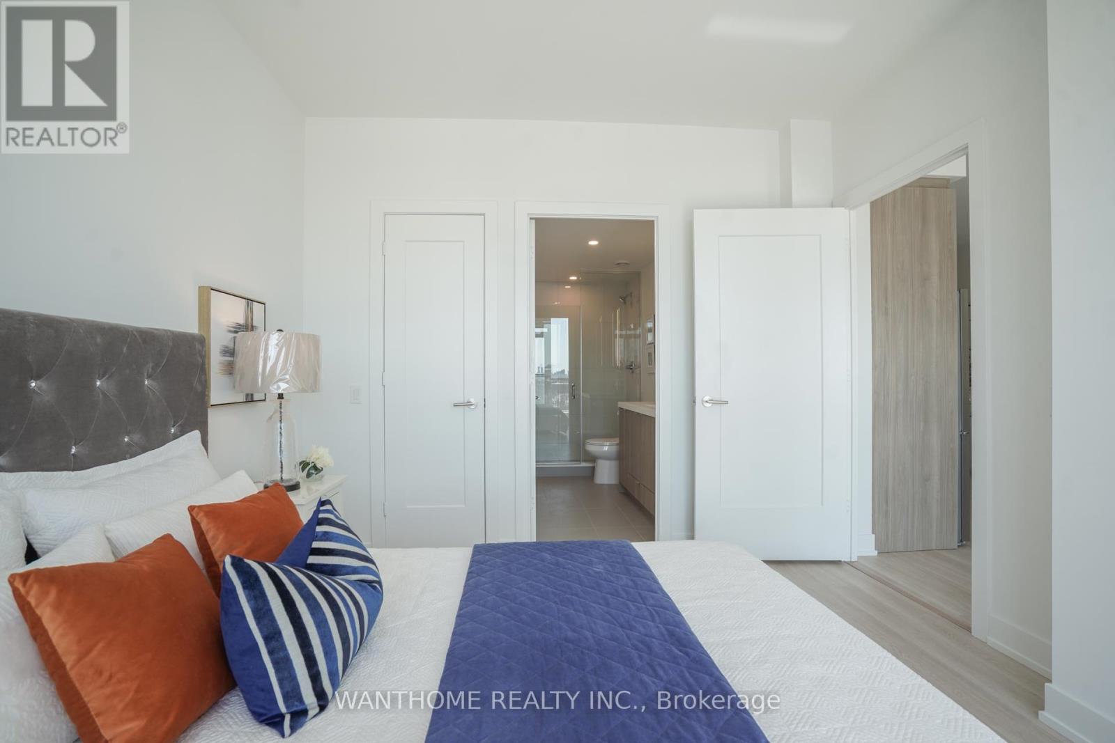 635 - 20 Inn On The Park Drive, Toronto, Ontario  M3C 0P8 - Photo 10 - C12724112