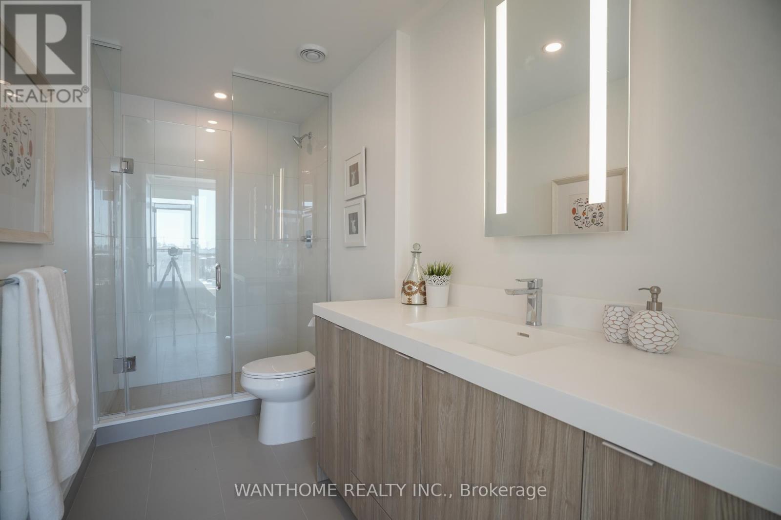 635 - 20 Inn On The Park Drive, Toronto, Ontario  M3C 0P8 - Photo 11 - C12724112