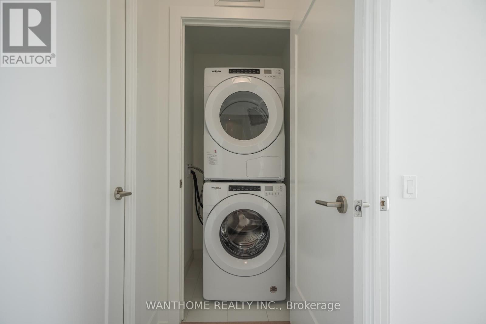 635 - 20 Inn On The Park Drive, Toronto, Ontario  M3C 0P8 - Photo 18 - C12724112