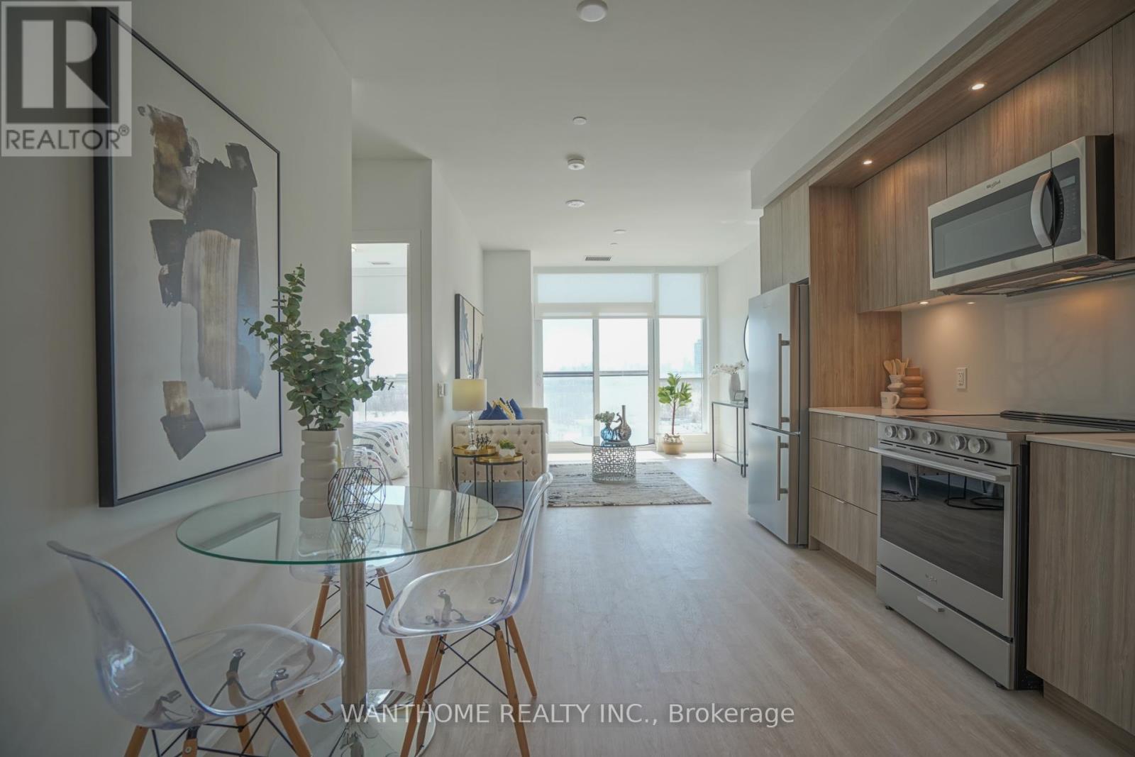 635 - 20 Inn On The Park Drive, Toronto, Ontario  M3C 0P8 - Photo 4 - C12724112