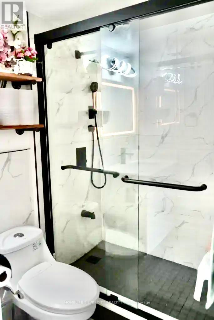 105 - 20 Edgecliff Golfway E, Toronto, Ontario  M3C 3A4 - Photo 16 - C12724136