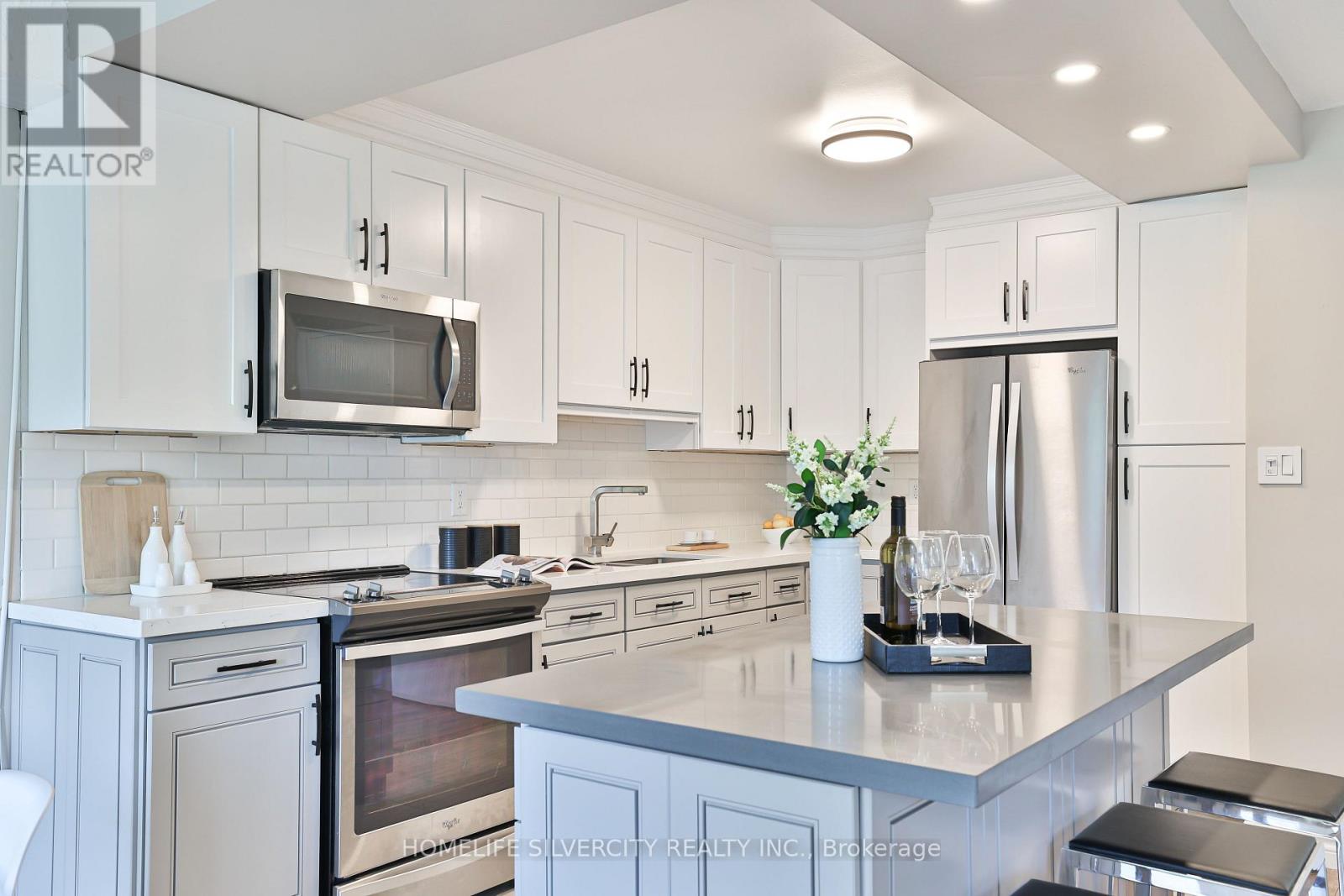 105 - 20 Edgecliff Golfway E, Toronto, Ontario  M3C 3A4 - Photo 4 - C12724136