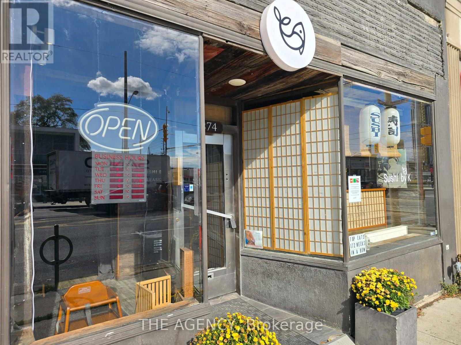 874 EGLINTON AVENUE E, Toronto, Ontario