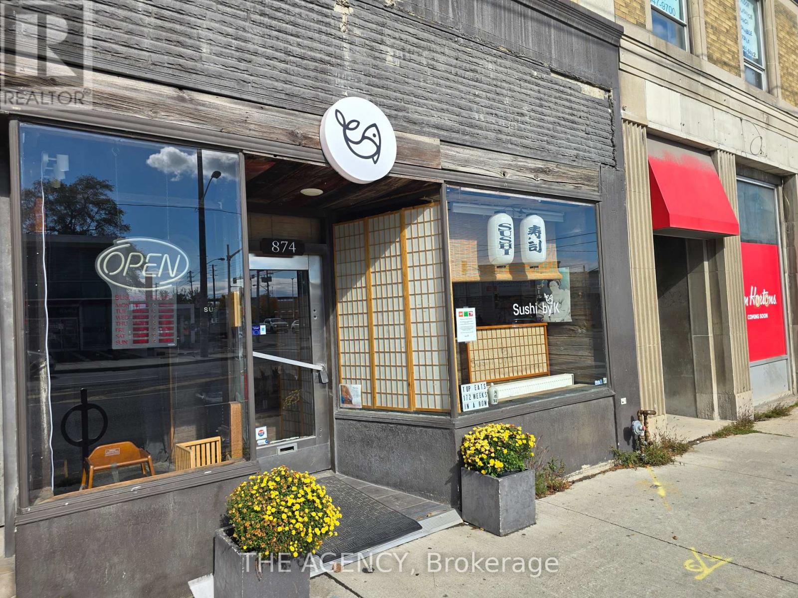 874 Eglinton Avenue E, Toronto, Ontario  M4G 2L1 - Photo 2 - C12724156