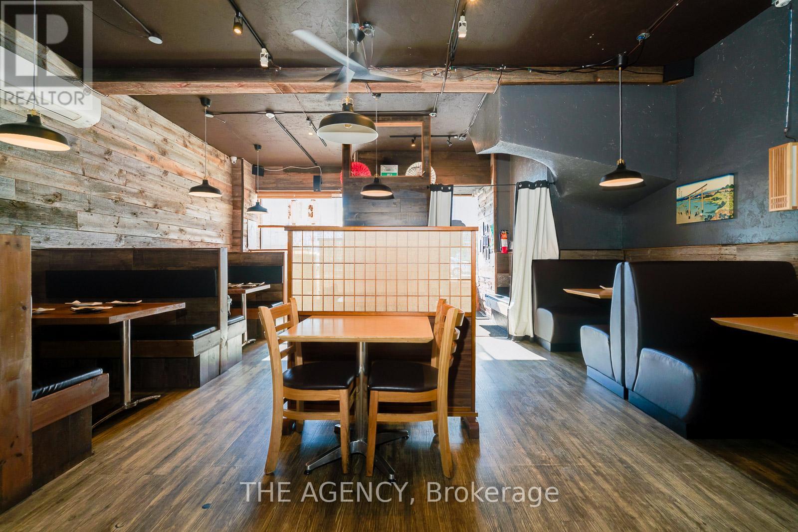 874 Eglinton Avenue E, Toronto, Ontario  M4G 2L1 - Photo 5 - C12724156