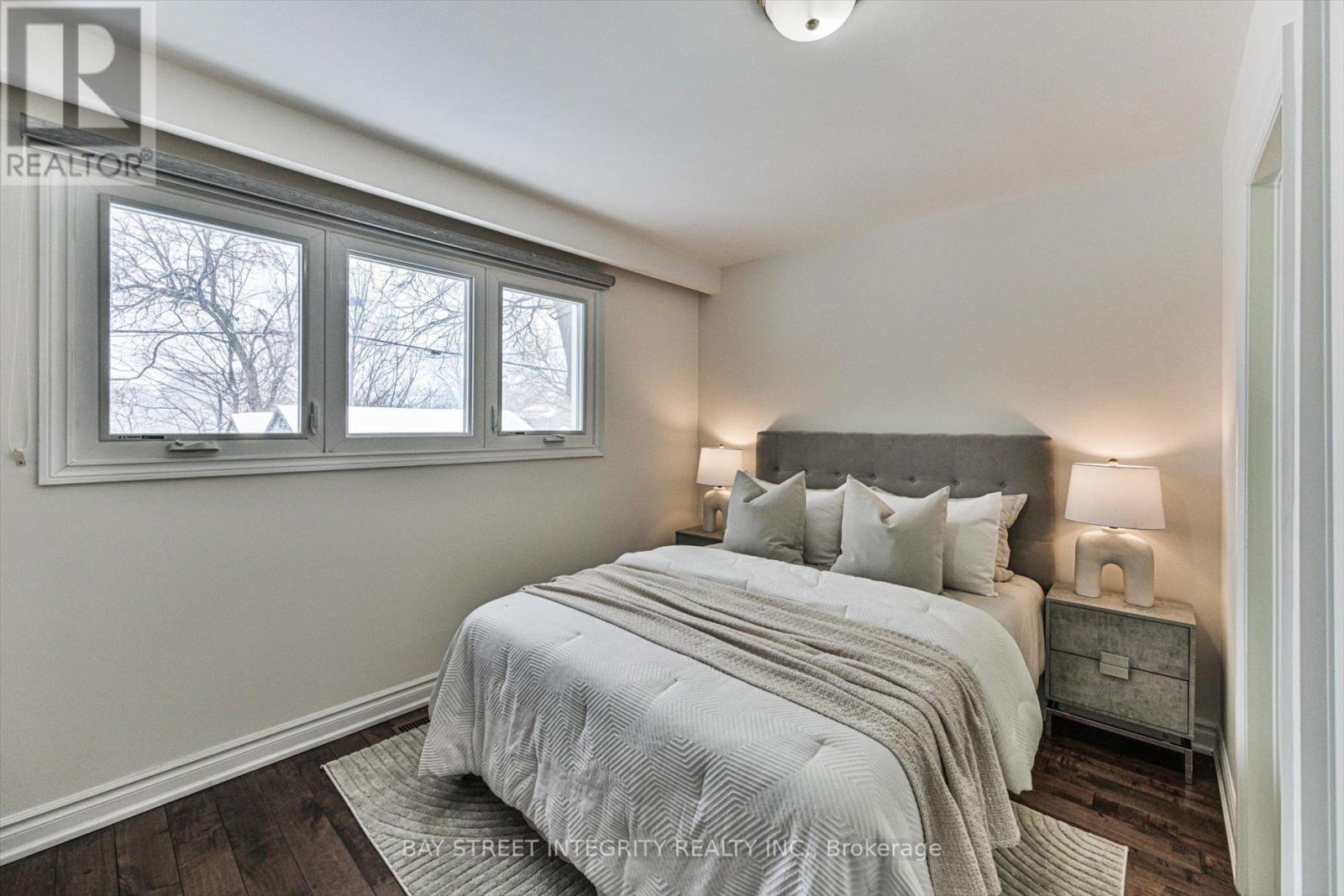 16 Shaunavon Heights Crescent, Toronto, Ontario  M3A 2P4 - Photo 16 - C12724170