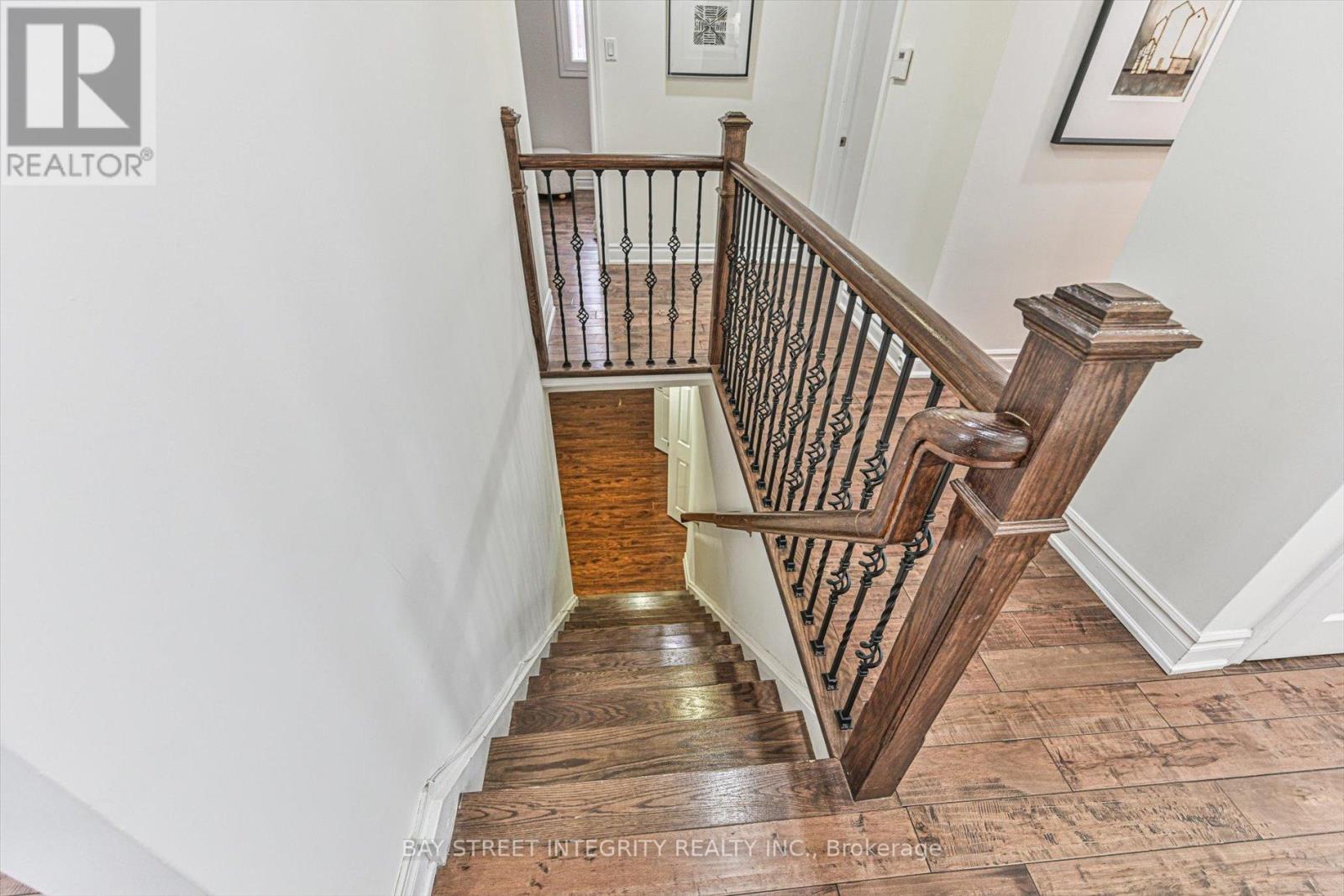 16 Shaunavon Heights Crescent, Toronto, Ontario  M3A 2P4 - Photo 21 - C12724170