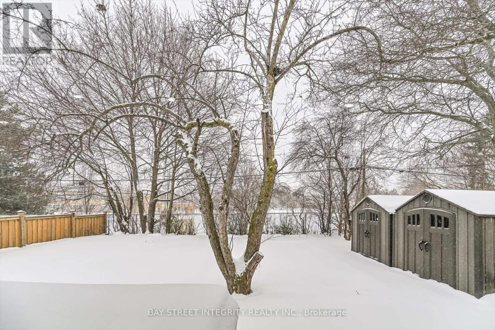 16 Shaunavon Heights Crescent, Toronto, Ontario  M3A 2P4 - Photo 35 - C12724170