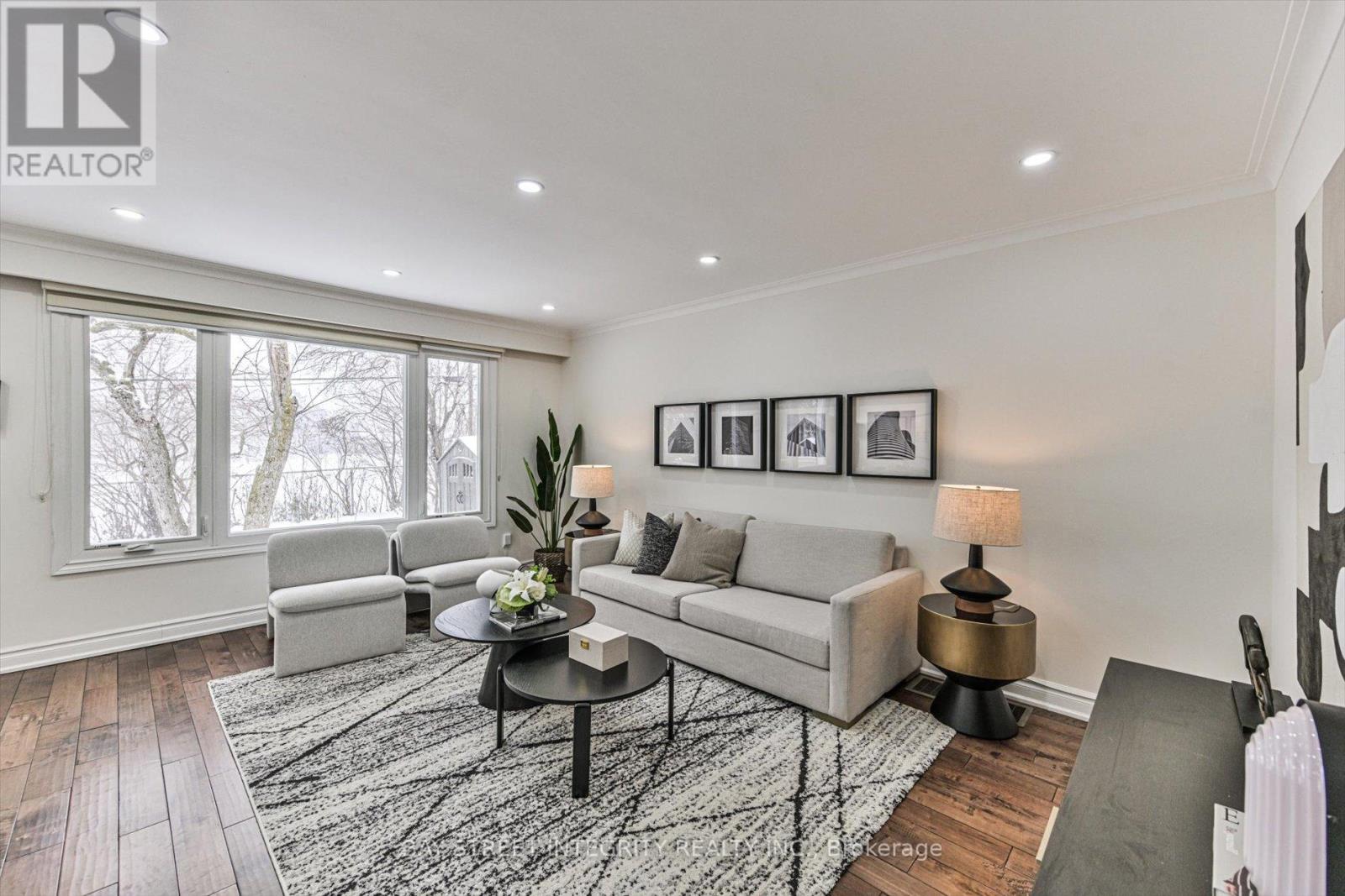 16 Shaunavon Heights Crescent, Toronto, Ontario  M3A 2P4 - Photo 6 - C12724170