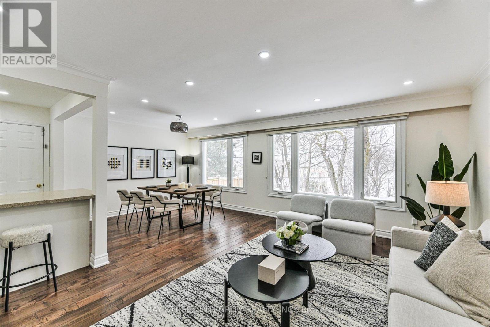 16 Shaunavon Heights Crescent, Toronto, Ontario  M3A 2P4 - Photo 9 - C12724170