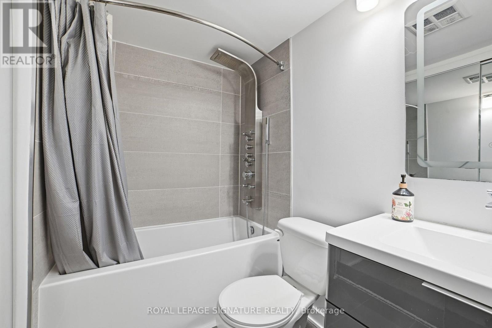 1219 - 650 Queens Quay W, Toronto, Ontario  M5V 3N2 - Photo 8 - C12724180