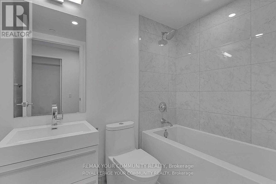 3602 - 39 Roehampton Avenue, Toronto, Ontario  M4P 1P9 - Photo 6 - C12724212