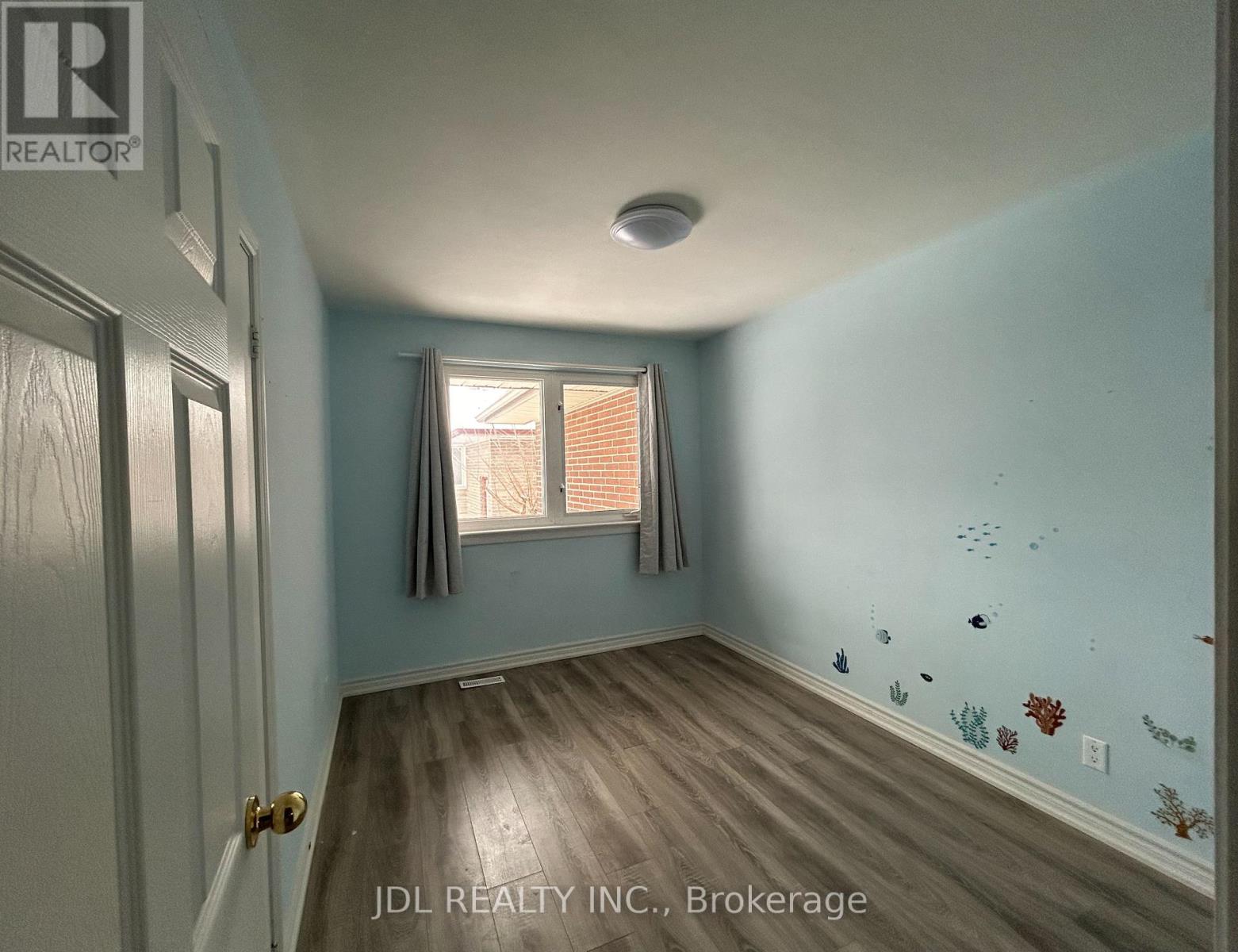 3 Bedrooms, Main Floor - 9 Amethyst Rd Road, Toronto, Ontario  M1T 2E6 - Photo 11 - E12724092