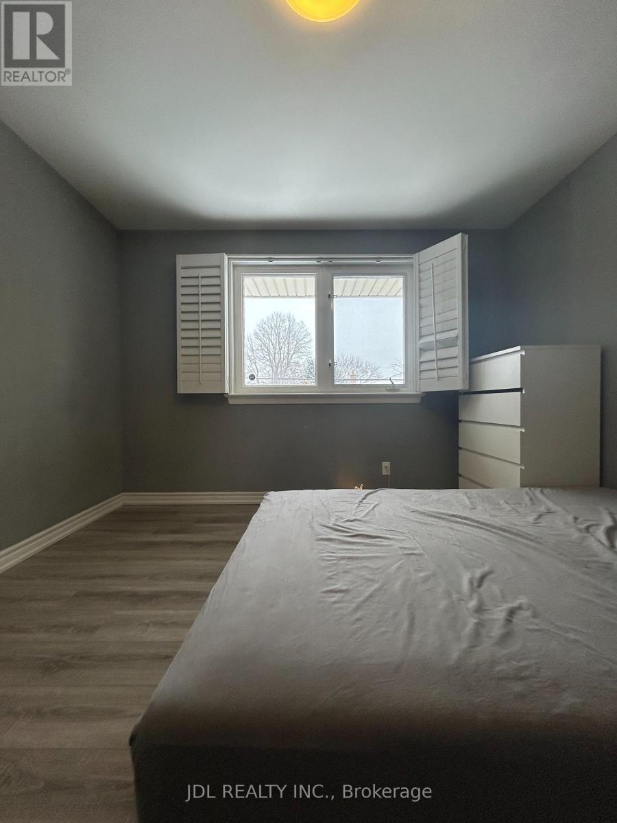 3 Bedrooms, Main Floor - 9 Amethyst Rd Road, Toronto, Ontario  M1T 2E6 - Photo 7 - E12724092