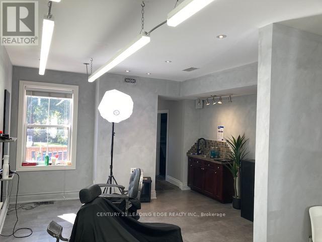 First Floor - 6391 Main Street, Whitchurch-Stouffville, Ontario  L4A 1G4 - Photo 9 - N12724034