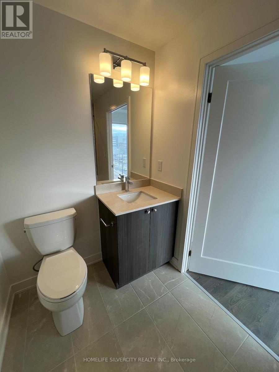 610 A - 705 Davis Drive, Newmarket, Ontario  L3Y 2R2 - Photo 10 - N12724090