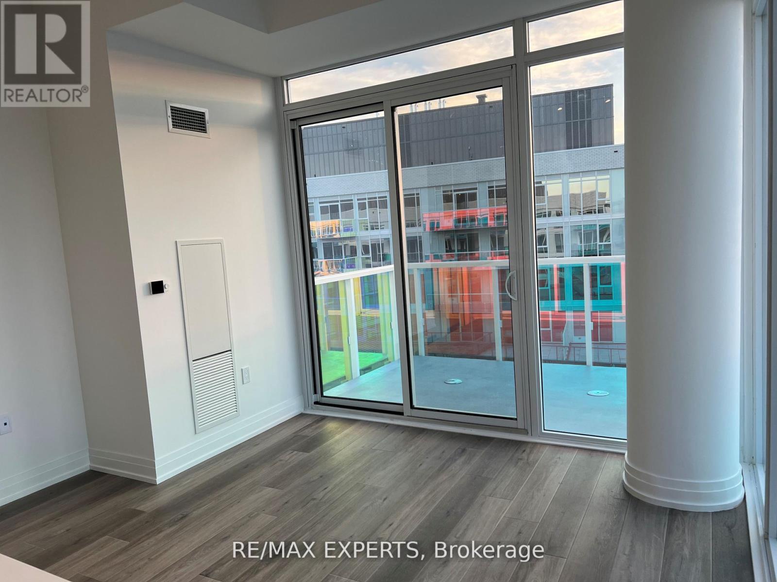 616 - 333 Sunseeker Avenue, Innisfil, Ontario  L9S 0J7 - Photo 8 - N12724116