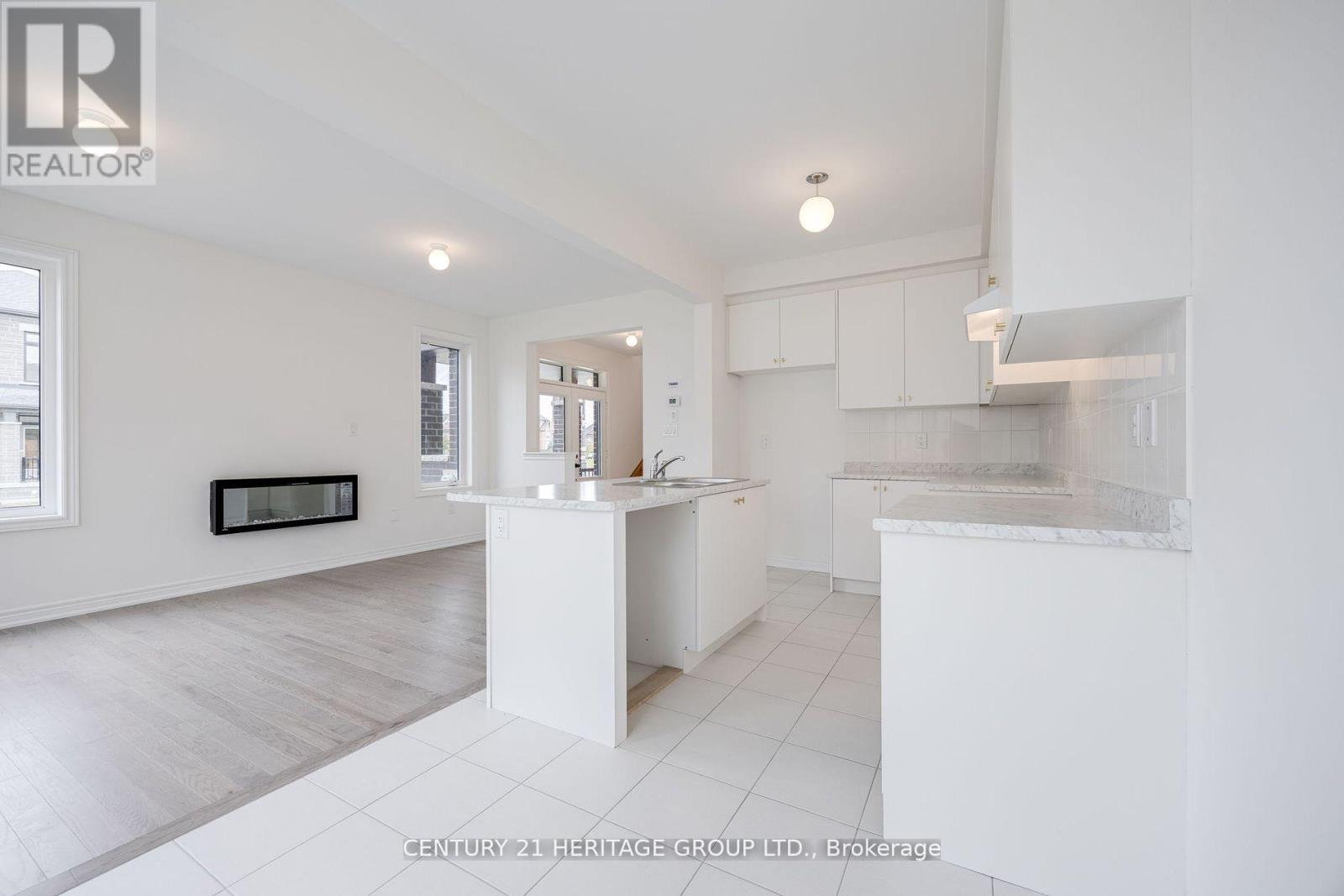 128 Hartington Street, Vaughan, Ontario  L4H 3N5 - Photo 10 - N12724244