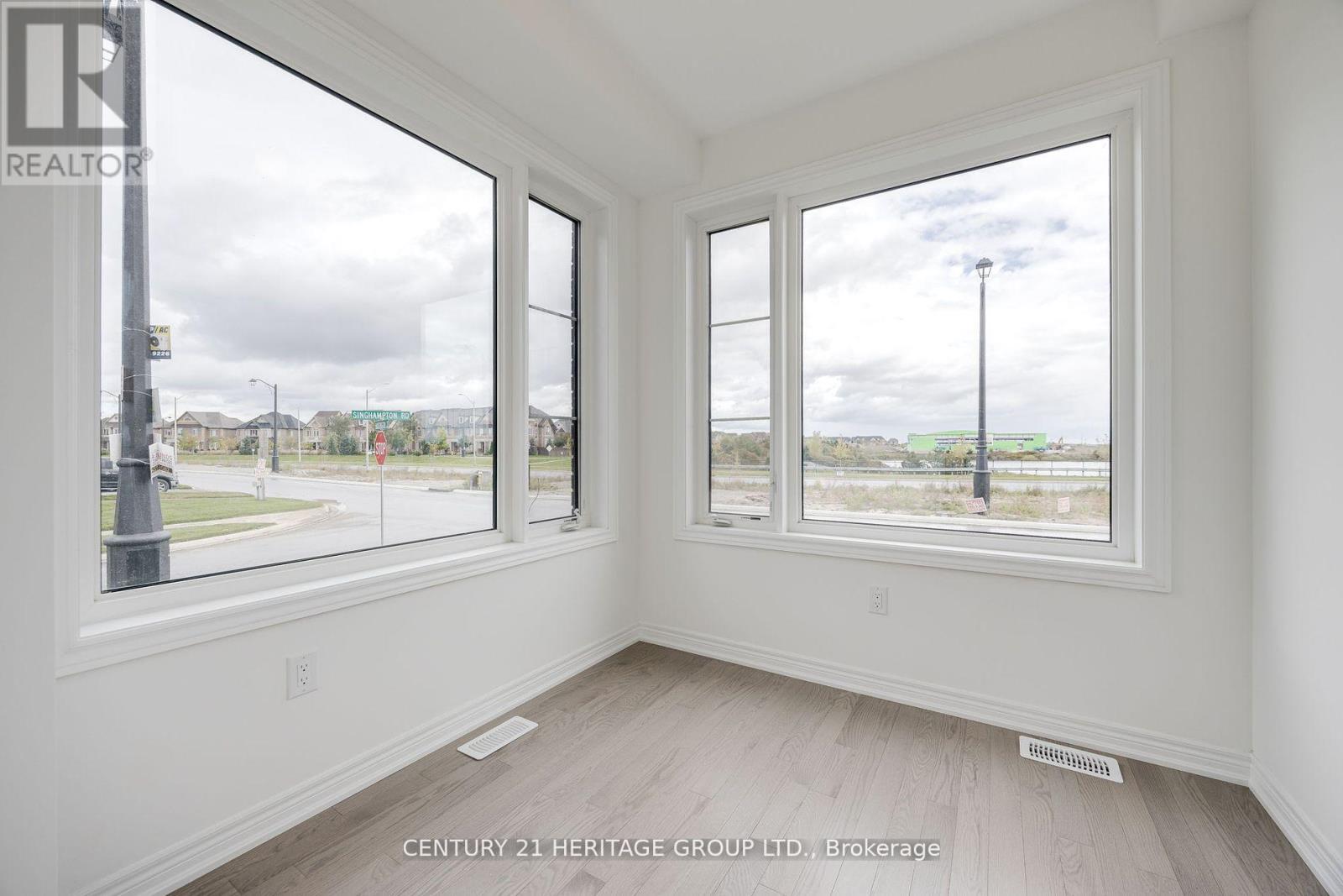 128 Hartington Street, Vaughan, Ontario  L4H 3N5 - Photo 14 - N12724244