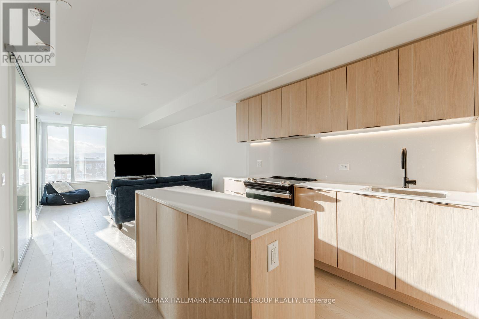 421 - 31 Huron Street, Collingwood, Ontario  L9Y 5T7 - Photo 2 - S12724096